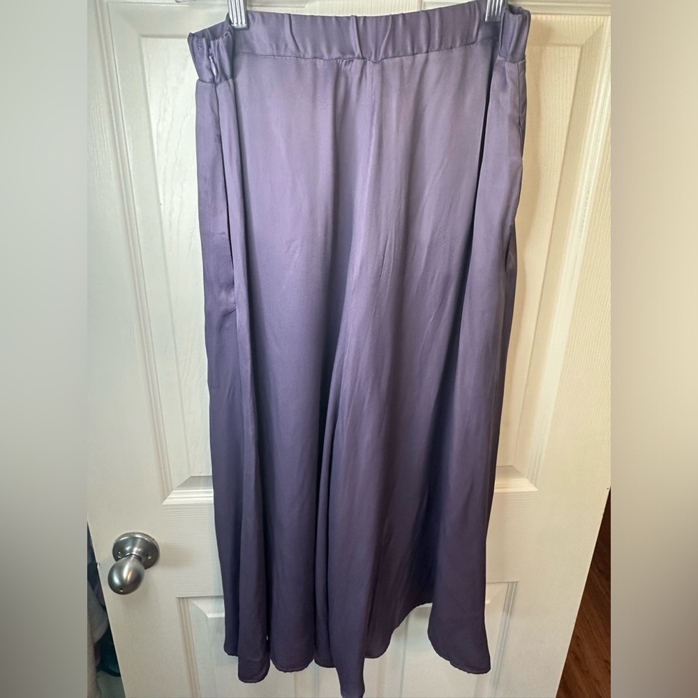 NWT By Anthropologie Purple Silky Culottes Wide Leg PANTS Size Medium - Picture 7 of 10